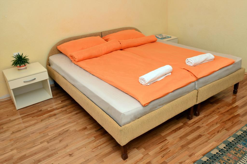 Apartments Villa Saray Ohrid Extérieur photo